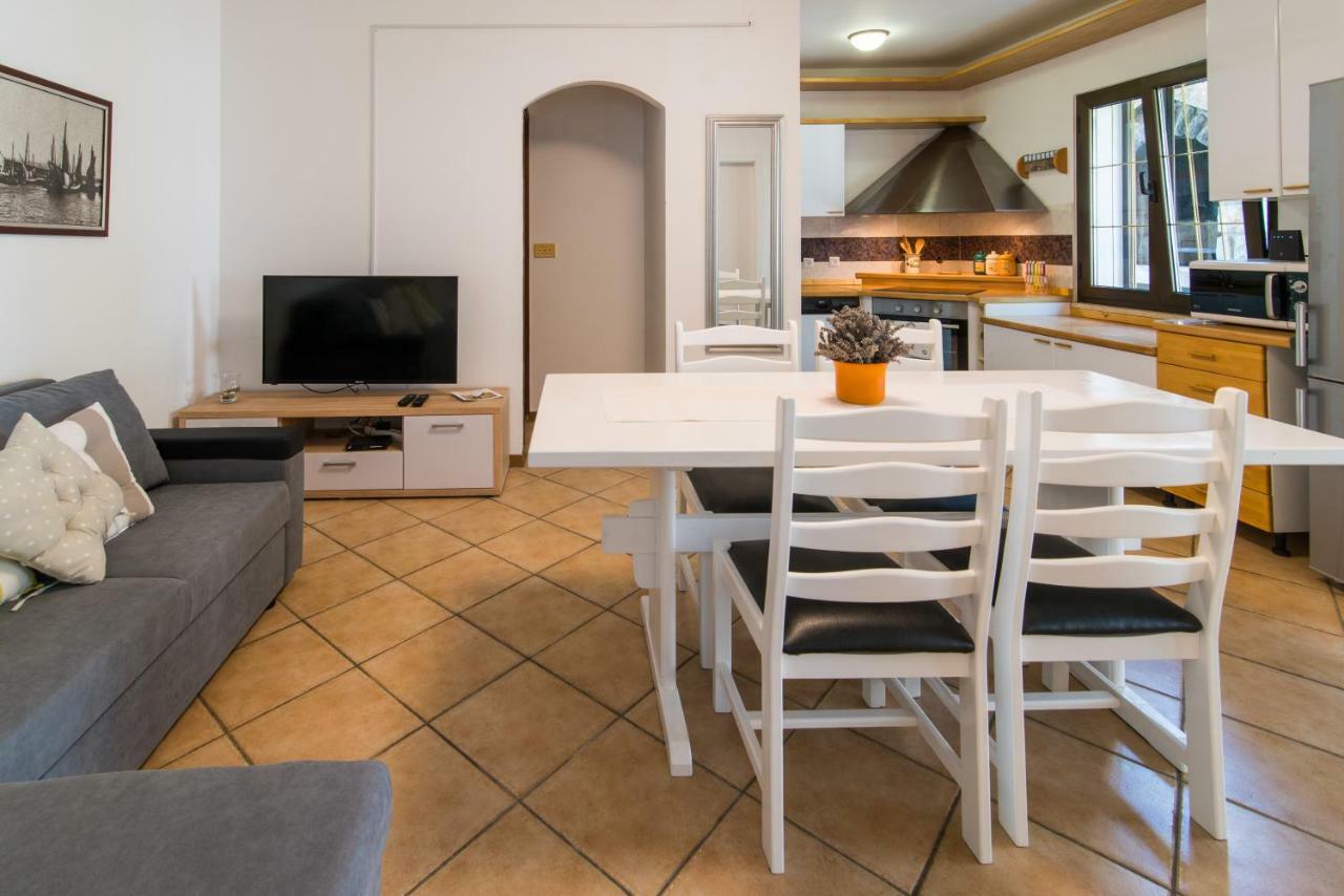 קרק Apartman Babic מראה חיצוני תמונה